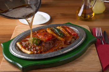  Kaşarlı İskender (Et Dönerden) 